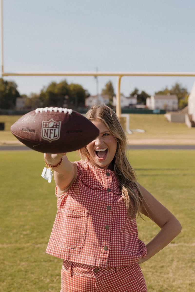 Gameday Outfit Ideas for Football Season | Mode