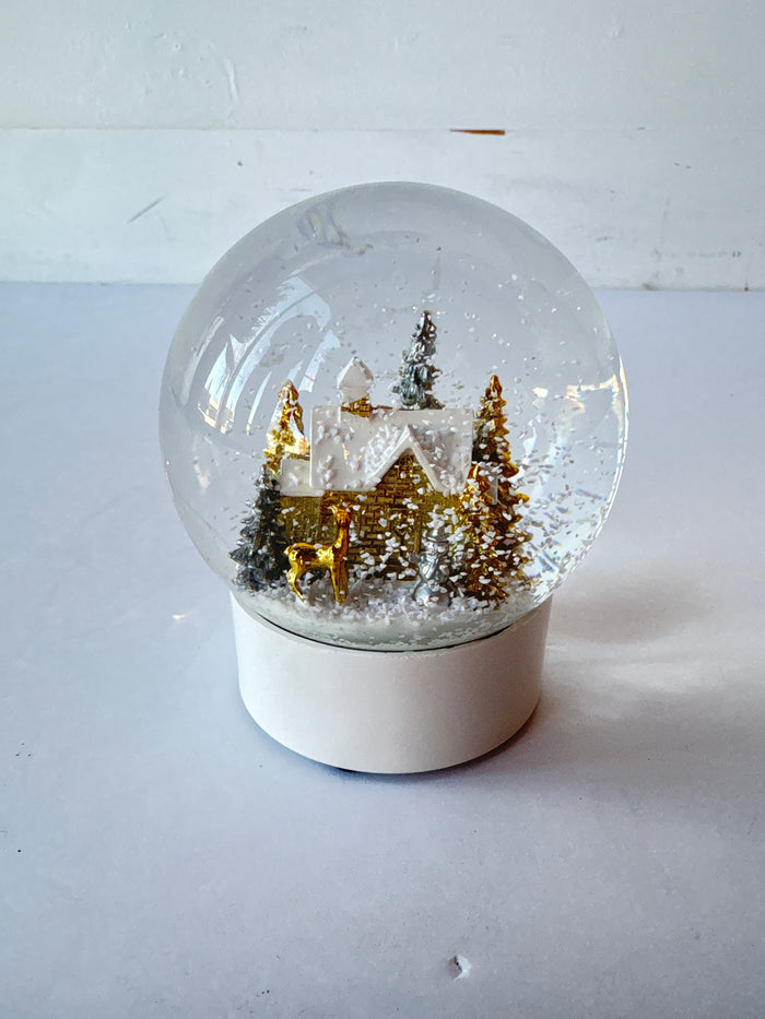 winter wonderland globe gold/silver