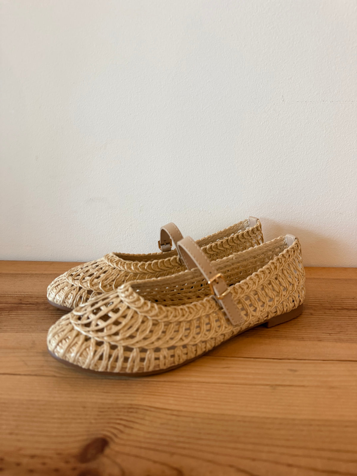 susan woven flats