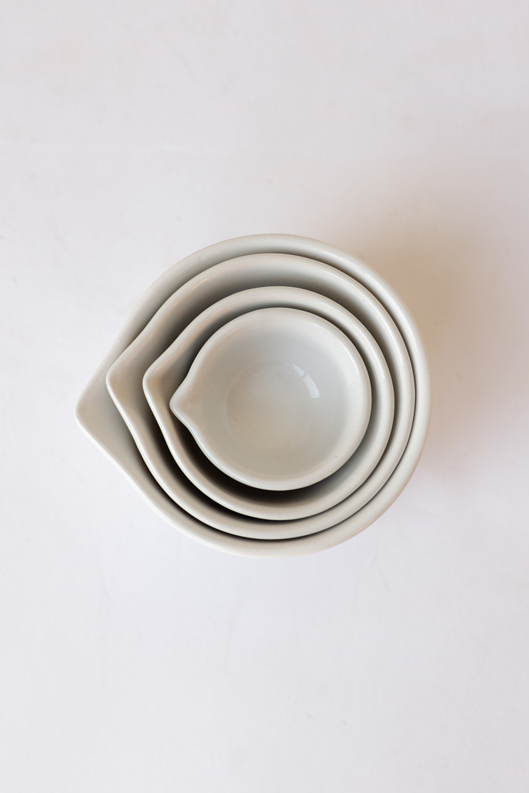 mode, betty measuring cups