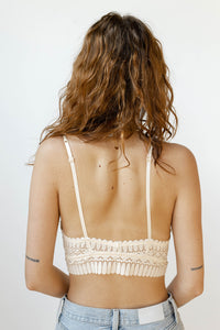mode, henley lace bralette