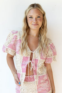 mode, carmine crochet blouse