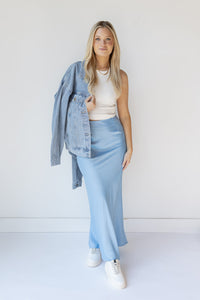 mode, french satin fishtail skirt