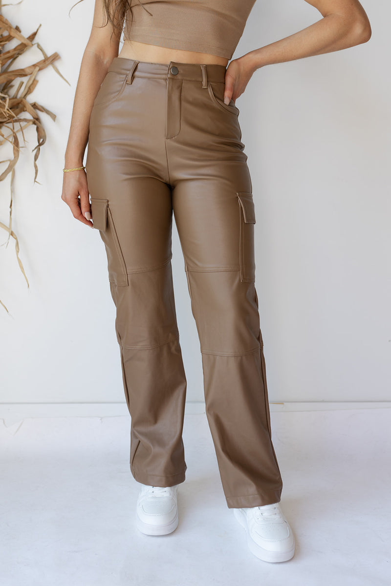 mode, jones leather cargo pant