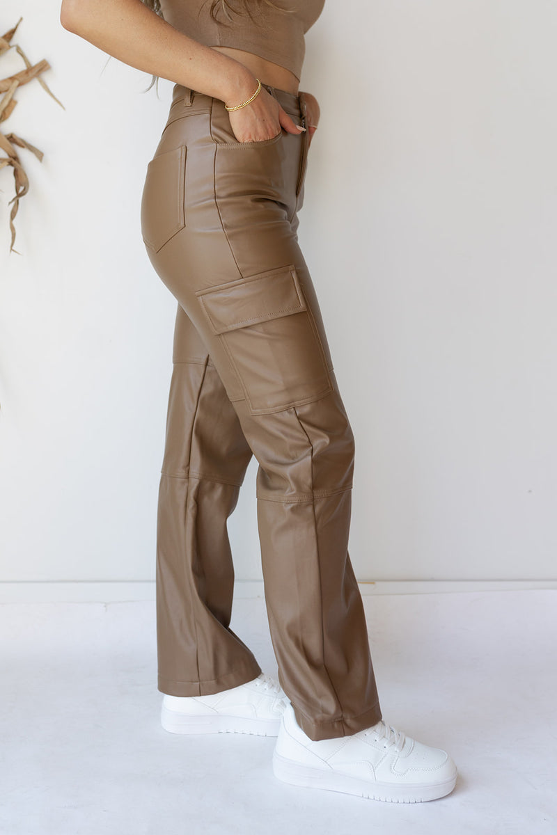 mode, jones leather cargo pant