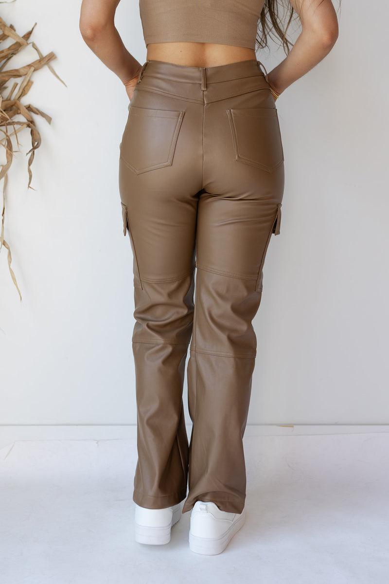 mode, jones leather cargo pant