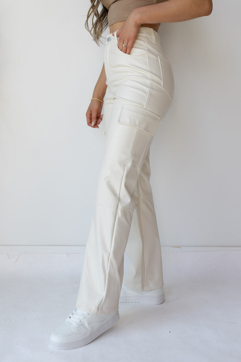 mode, jones leather cargo pant