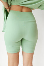 mode, walk in love biker short (only)