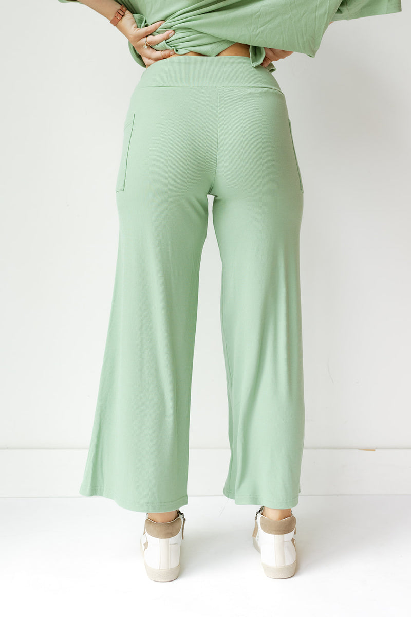 mode, you are loved crop pant (only)