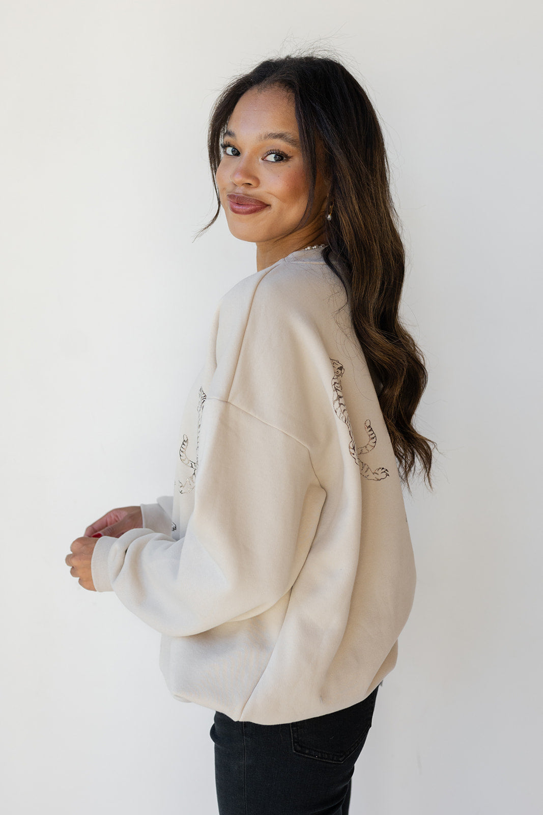 mode, tiger silver foil sweatshirt