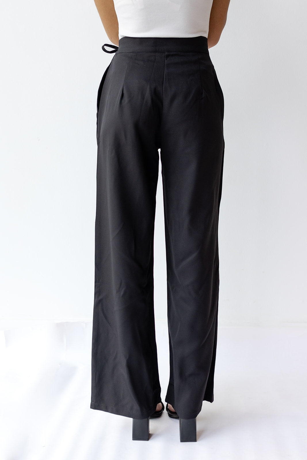 mode, kira waist tie pants