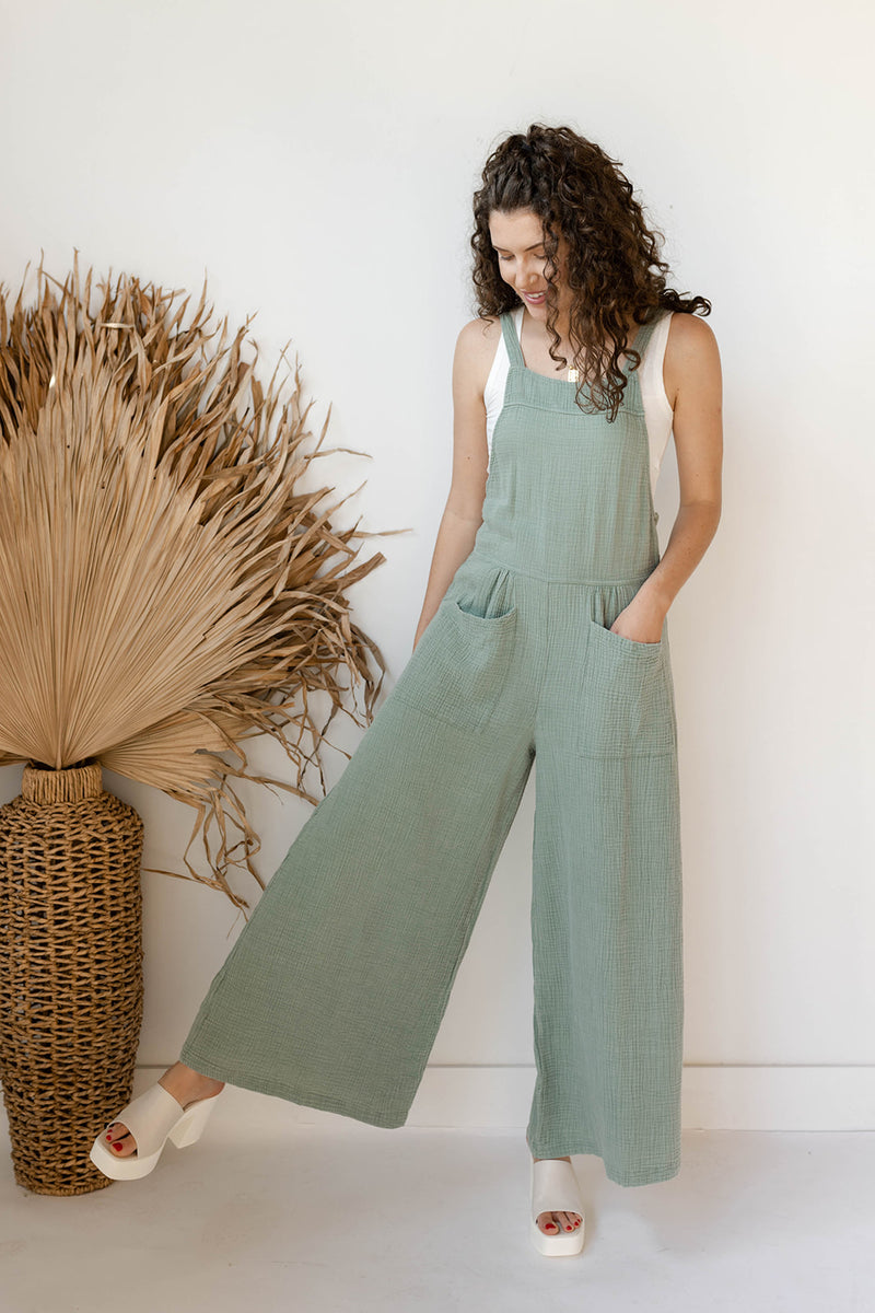 mode, walk in the park overalls