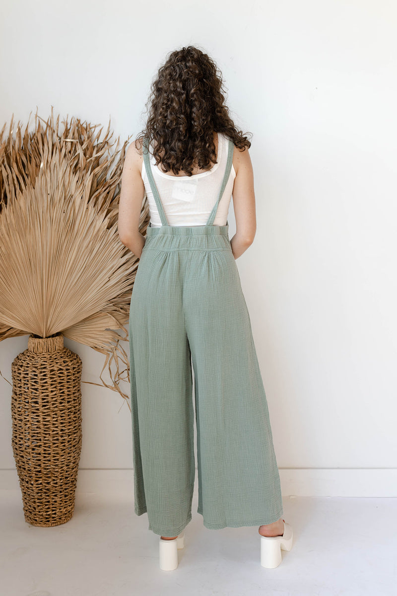 mode, walk in the park overalls