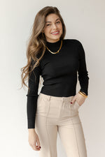 mode, macie mock neck top
