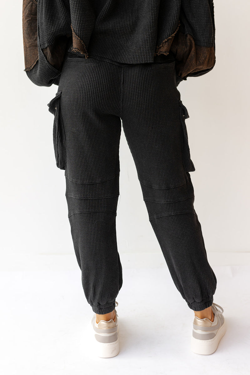 mode, dusk to dawn joggers