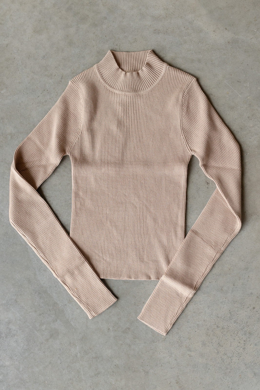 mode, macie mock neck top