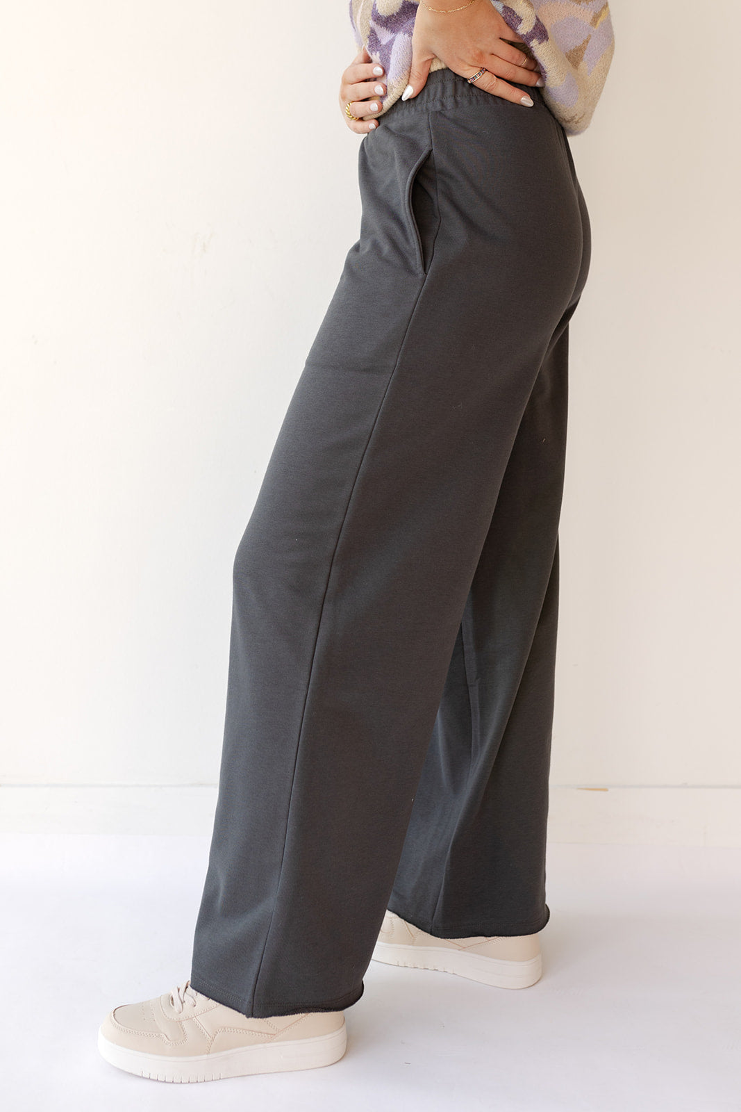 mode, wide leg sweat pants