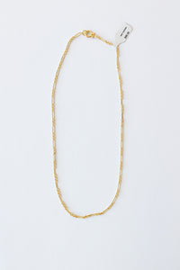 mode, reed necklace