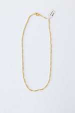 mode, reed necklace