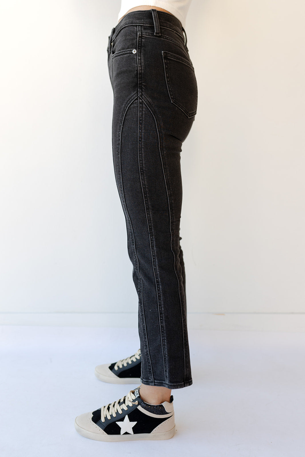 mode, shy girl high rise crop flare jeans