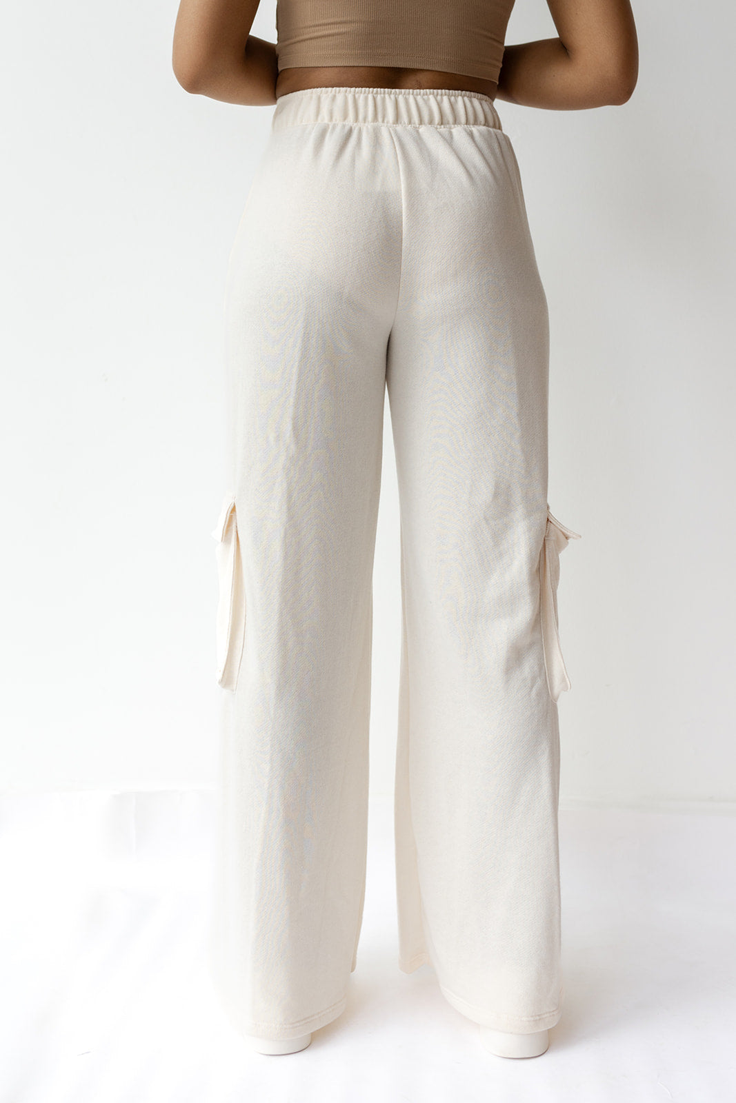 mode, zori cargo pants