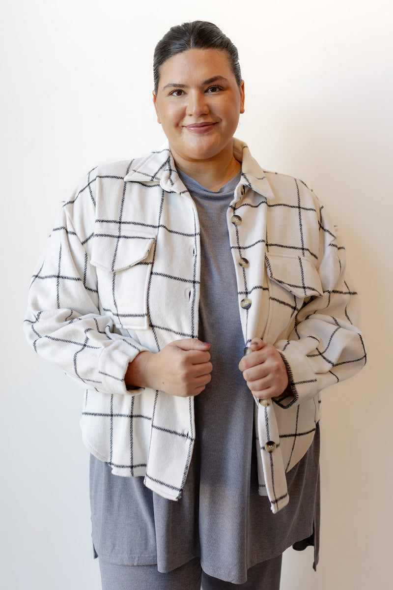 mode, stormi shacket