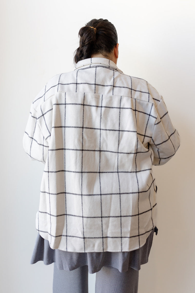 mode, stormi shacket