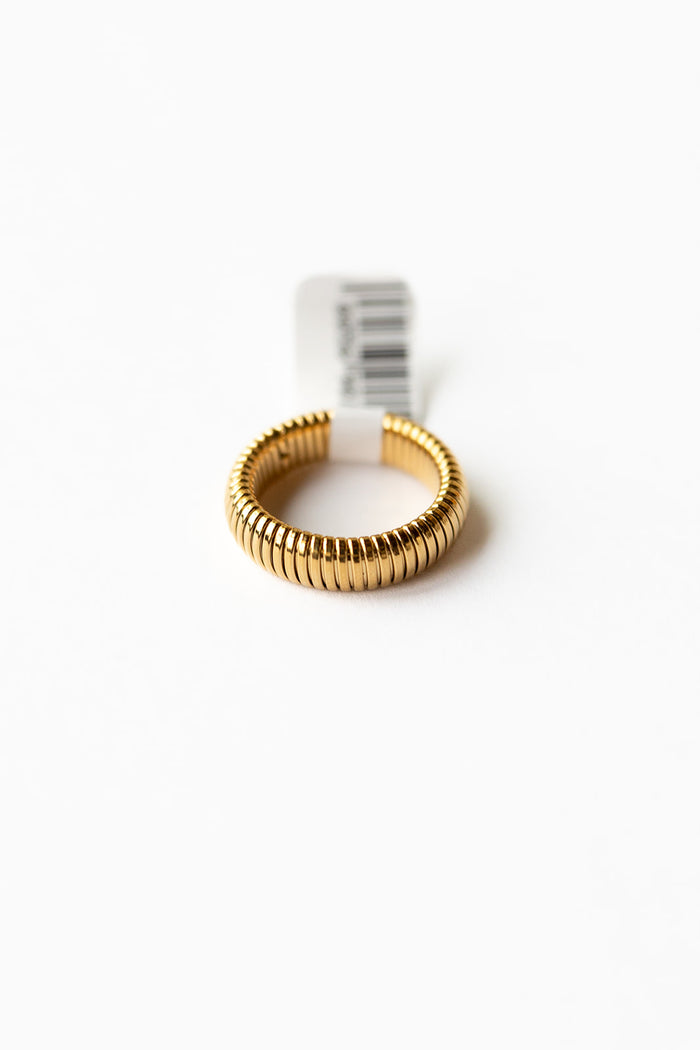 mode, she's golden ring