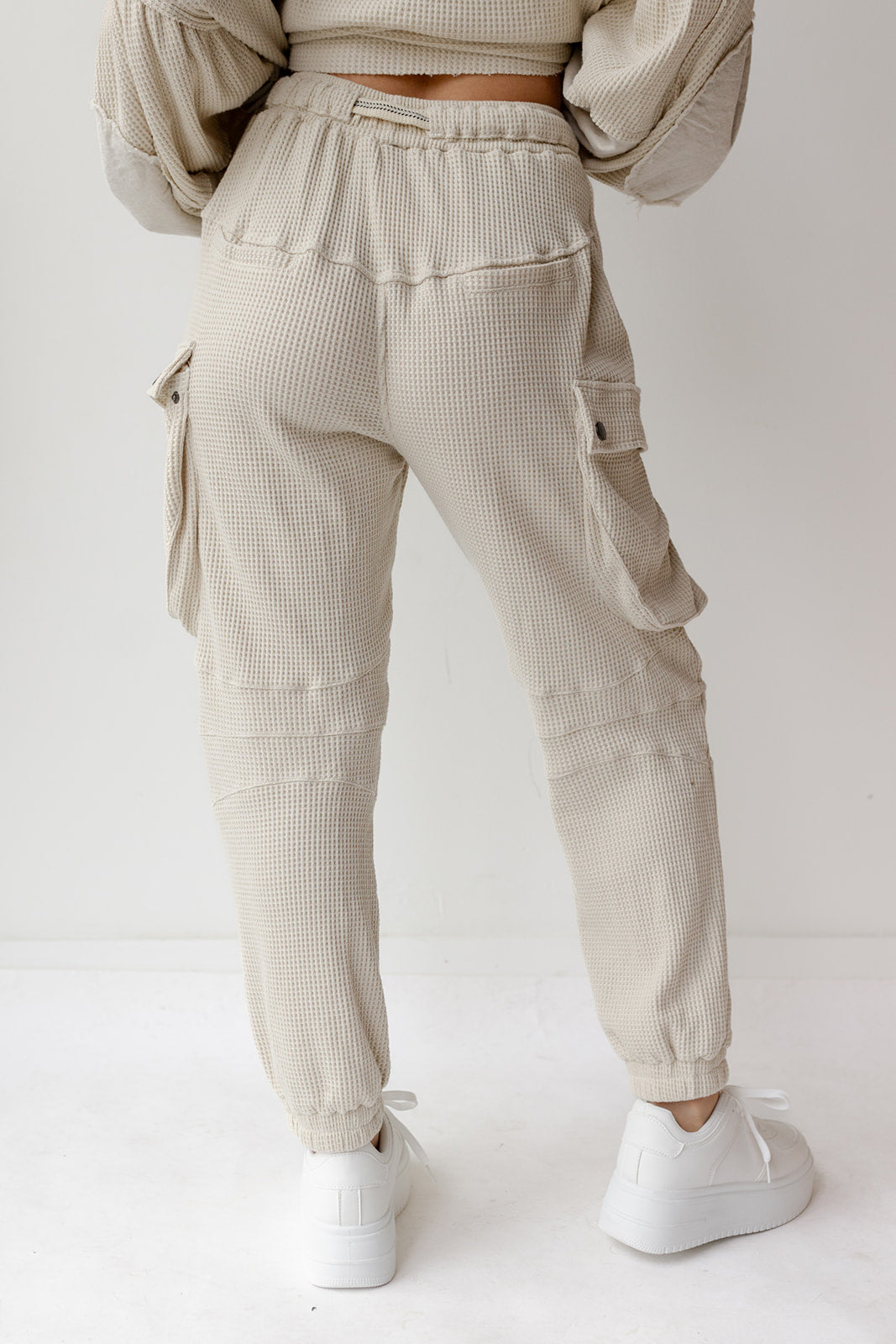 mode, dusk to dawn joggers