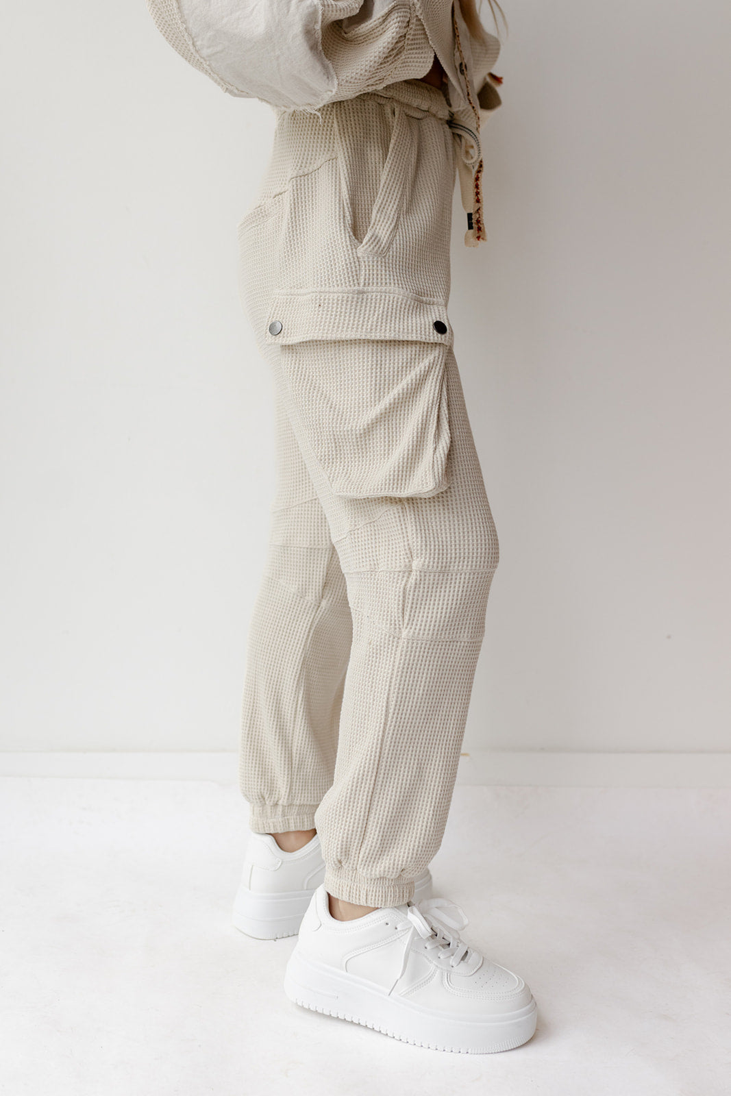 mode, dusk to dawn joggers