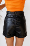 mode, Shy girl faux leather shorts
