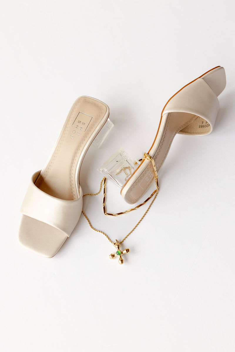 mode, fergie heel