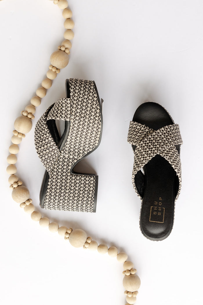mode, imelda platform heel