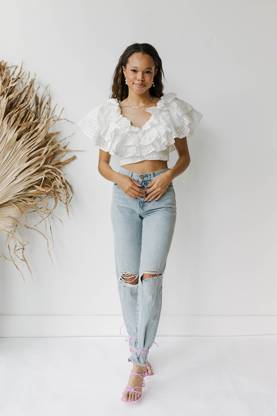mode, isabela ruffle top