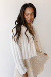 mode, blanche faux fur coat