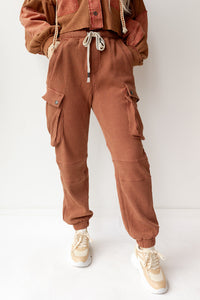 mode, dusk to dawn joggers