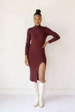 mode, scarlet midi turtleneck dress