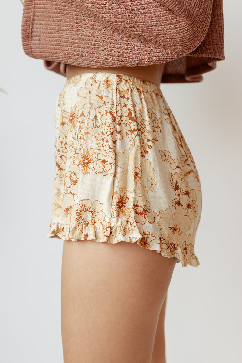 mode, romance floral ruffle shorts