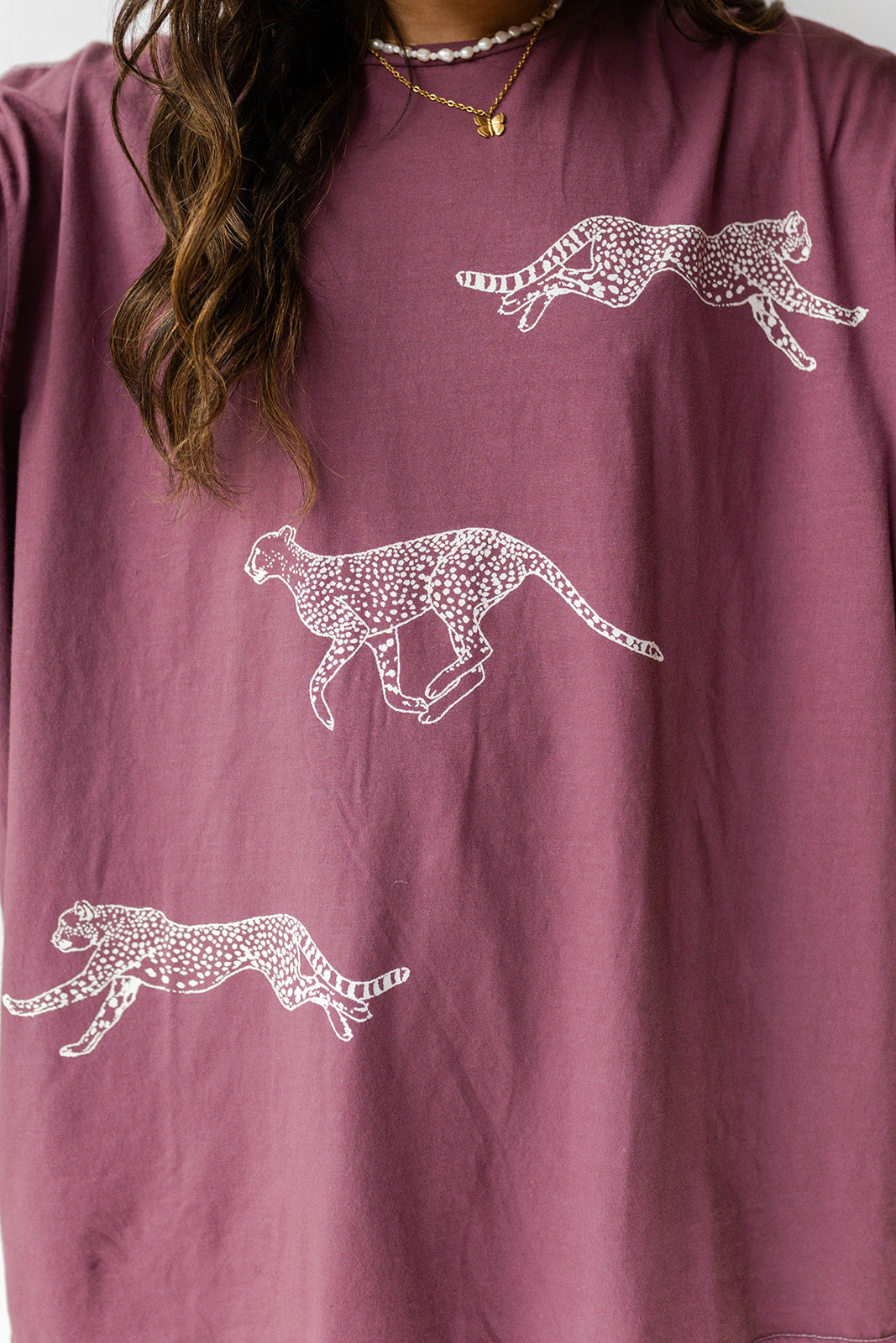 mode, cheetah oversized tee