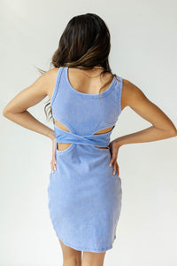 mode, back cut out mini dress