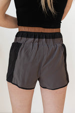 mode, neapolitan shorts