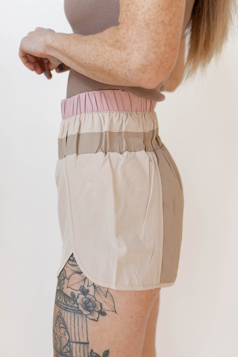 mode, neapolitan shorts