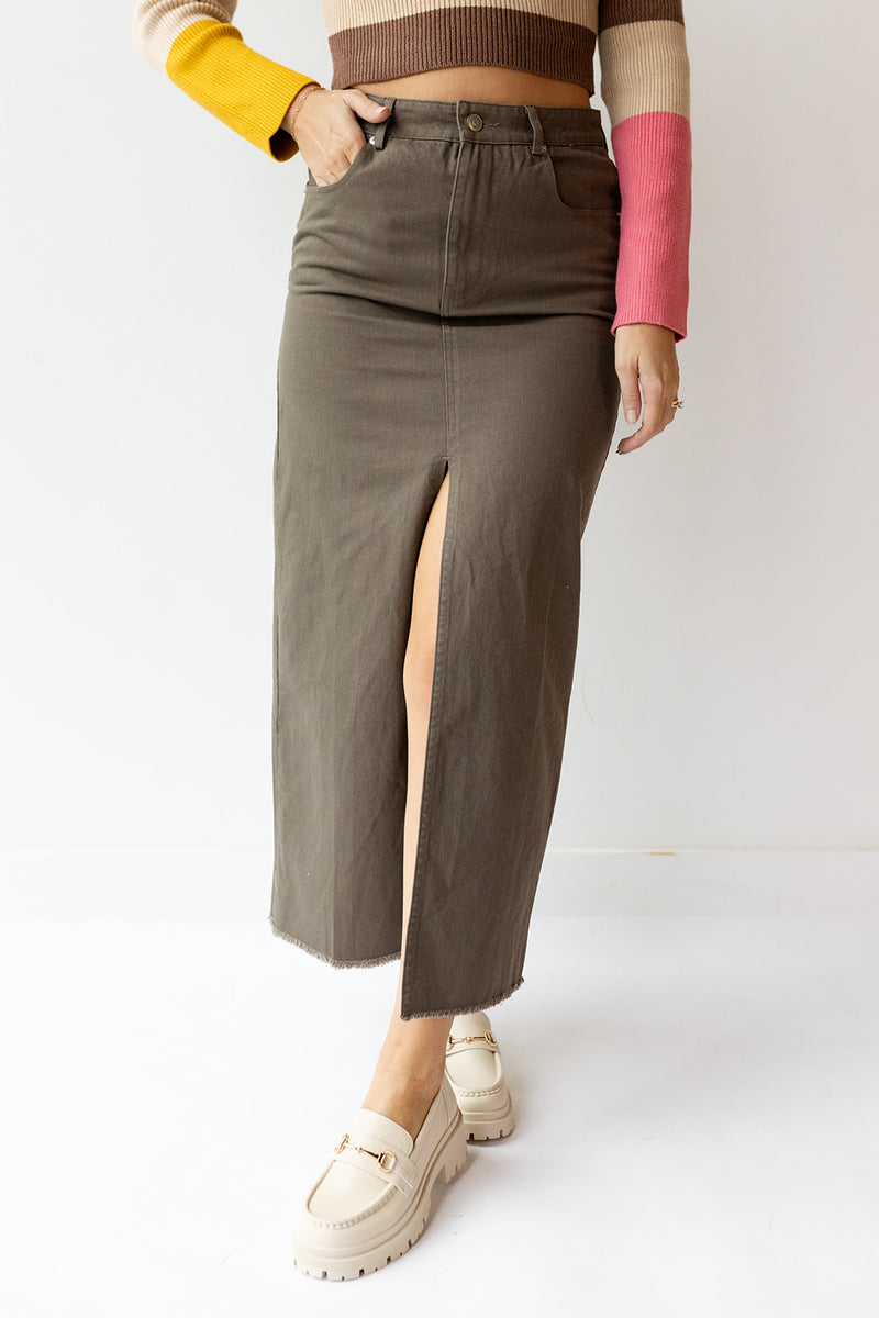 mode, leo denim skirt