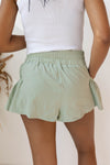 mode, feelin free shorts