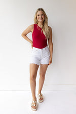 mode, round neck sleeveless bodysuit