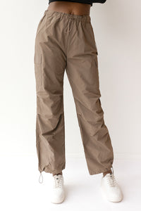 mode, portia parachute pants