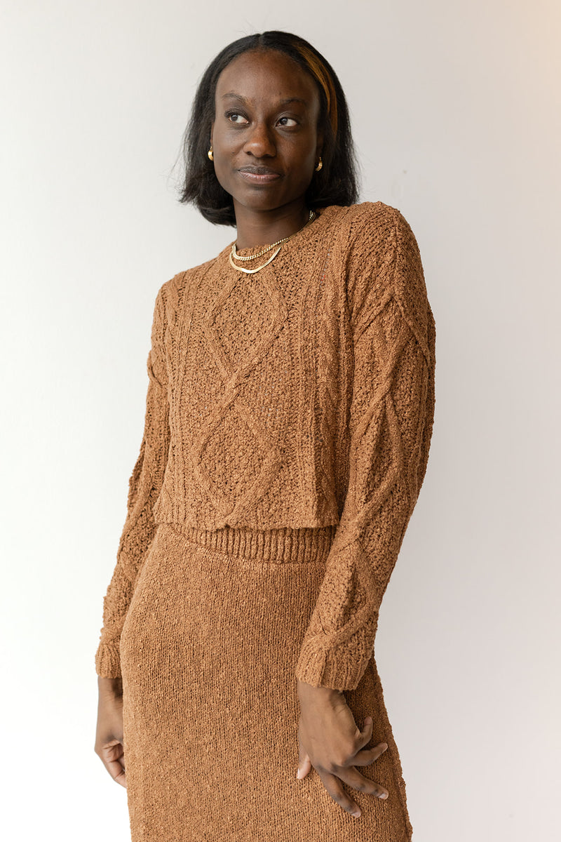 mode, amoura sweater top