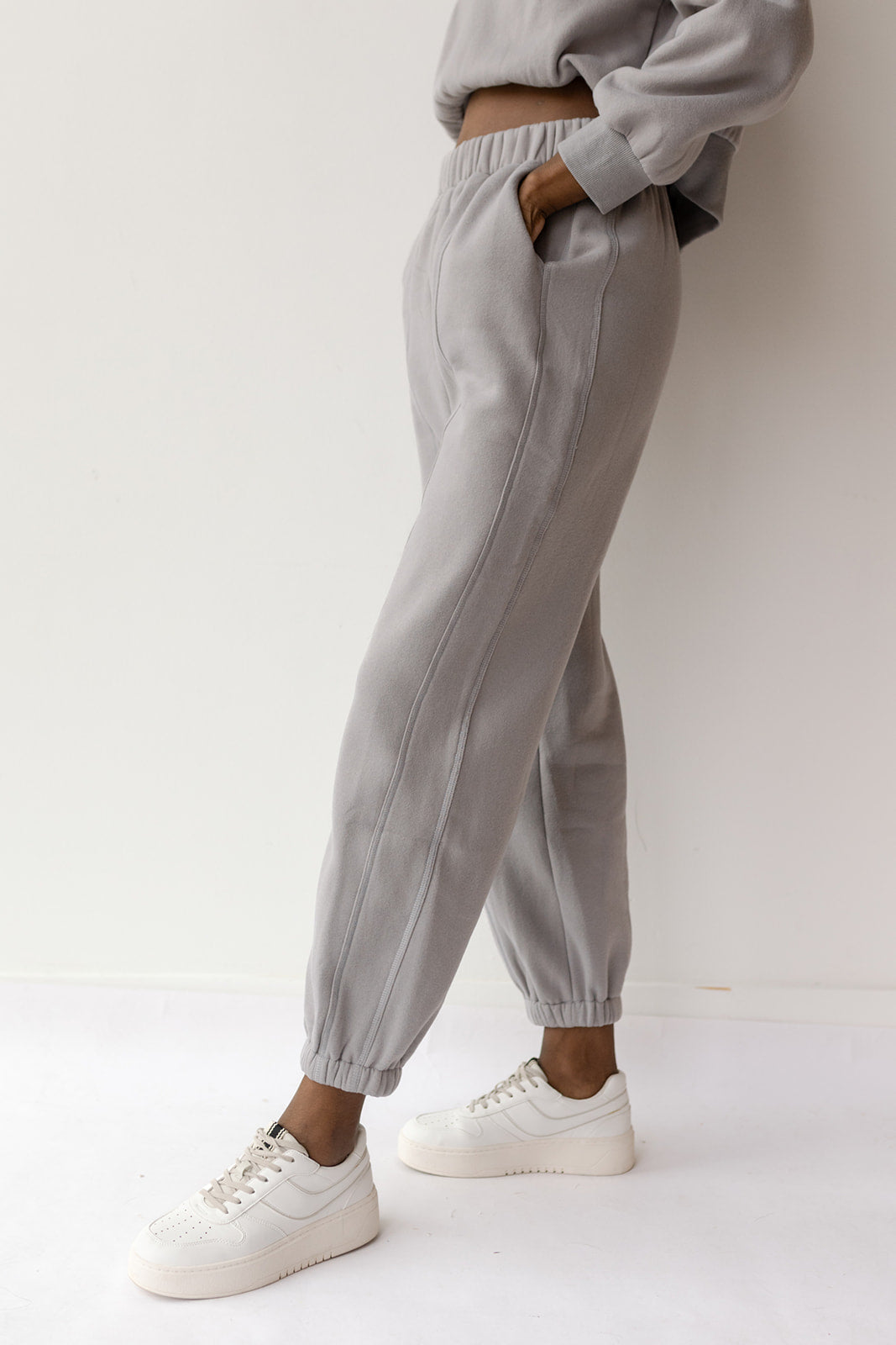 mode, fallon sweatpants