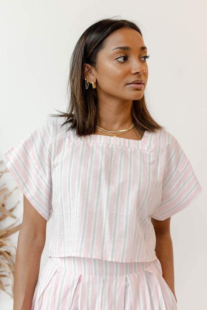 mode, winnie crop top