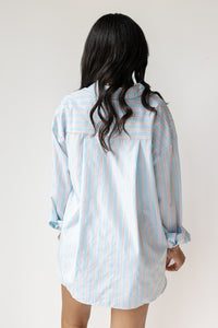 mode, claire poplin button down